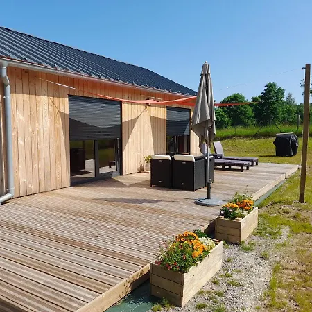 Du Petit Pommier Chalet *